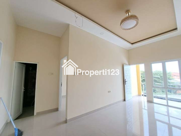 Rumah Baru Semi Furnished Permata Harapan Baru Bekasi - 5