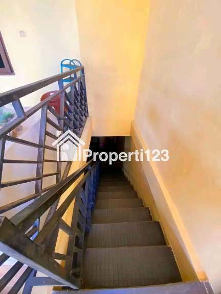 Jual Kost aktif 2 lantai Dekat Ramayana Mall di Sobo Banyuwangi kota - 15
