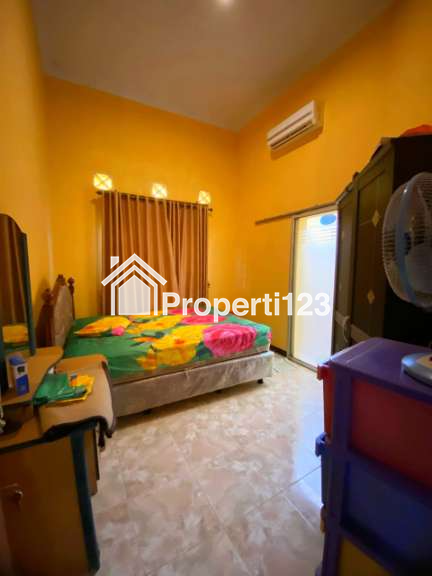 Jual Kost aktif 2 lantai Dekat Ramayana Mall di Sobo Banyuwangi kota - 3
