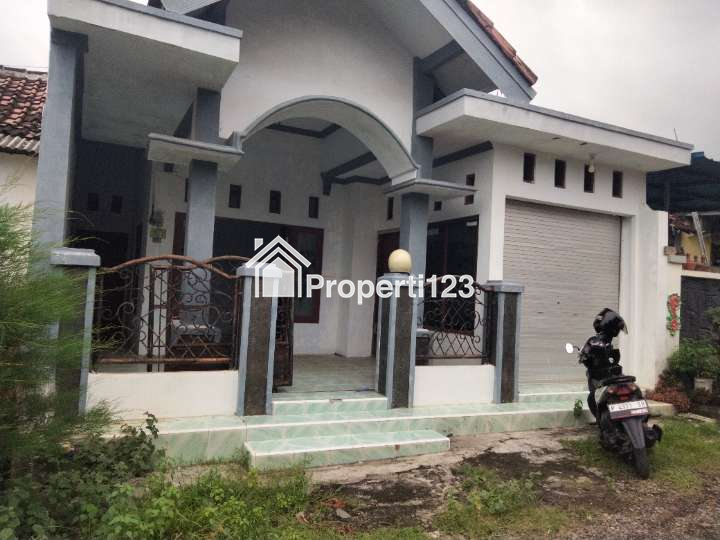 Dijual rumah cantik minimalis Dekat Ponpes Bulusan Kalipuro Banyuwangi - 1