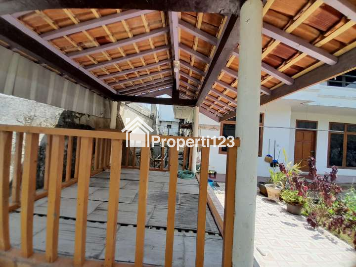 Rumah sisi jalan Garut - 2