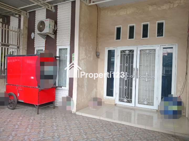 DIJUAL RUMAH 2 LANTAI, BEBAS BANJIR, LOKASI MEDAN JOHOR - 4