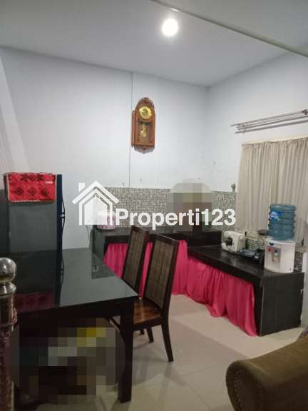 DIJUAL RUMAH 2 LANTAI, BEBAS BANJIR, LOKASI MEDAN JOHOR - 10