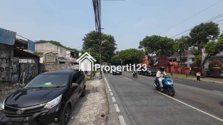 Dijual Tanah di lokasi sangat strategis Selatan Jakarta | Pusat Keramaian - 3