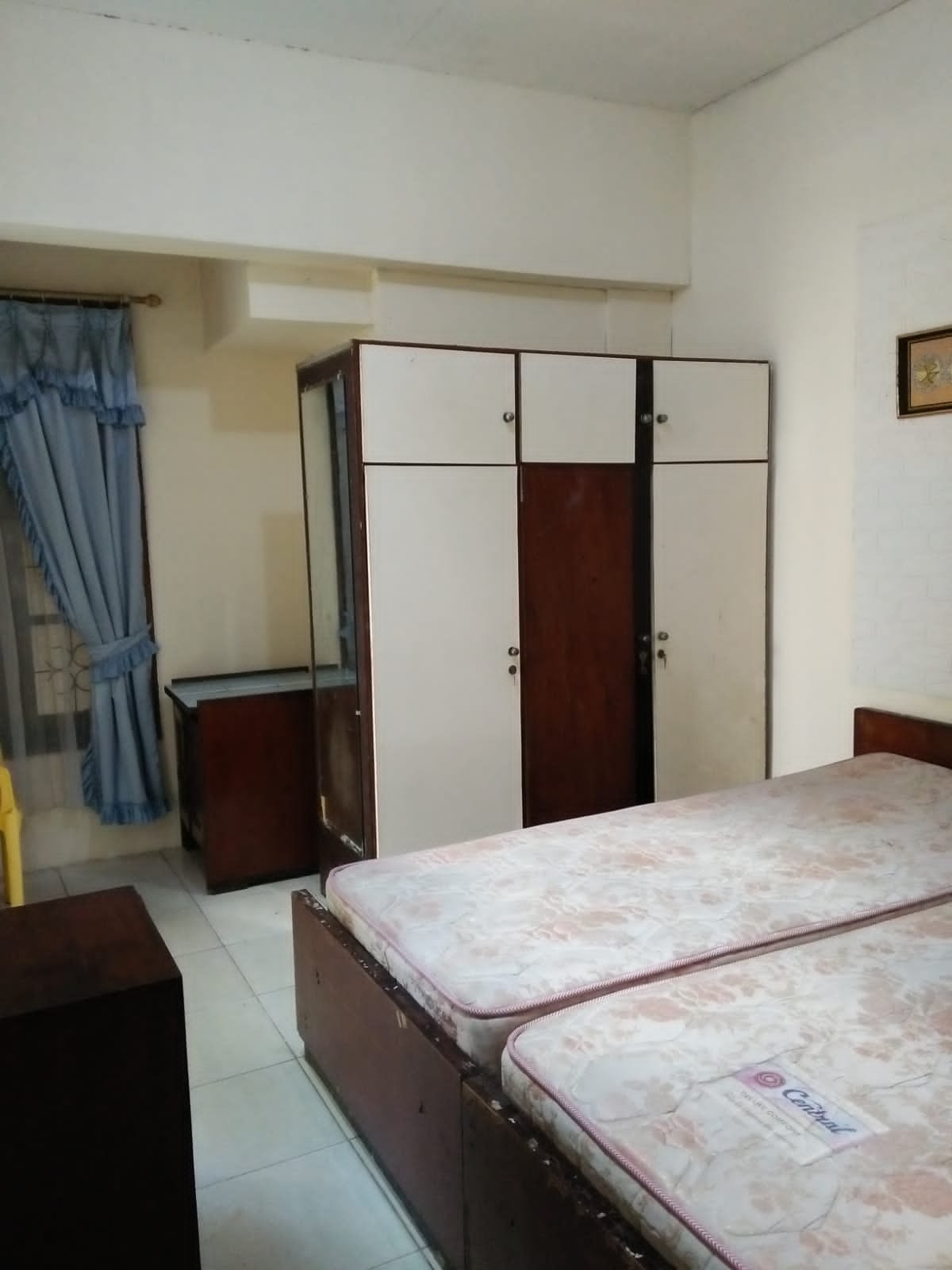 kos surabaya barat-6 kamar-kekeluargaan-Non Ac 0816522792- kosong 1 pasutri/single - 2