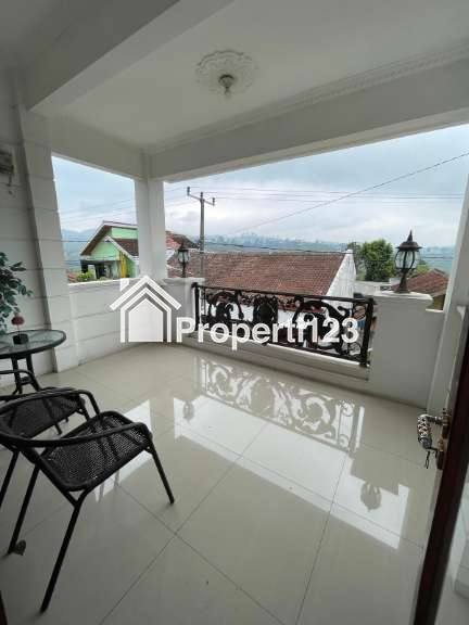 RUMAH SERASA VILLA UDARA SEJUK VIEW PEGUNUNGAN DEKAT DENGAN OBJEK WISATA DI CIWIDEY BANDUNG - 3