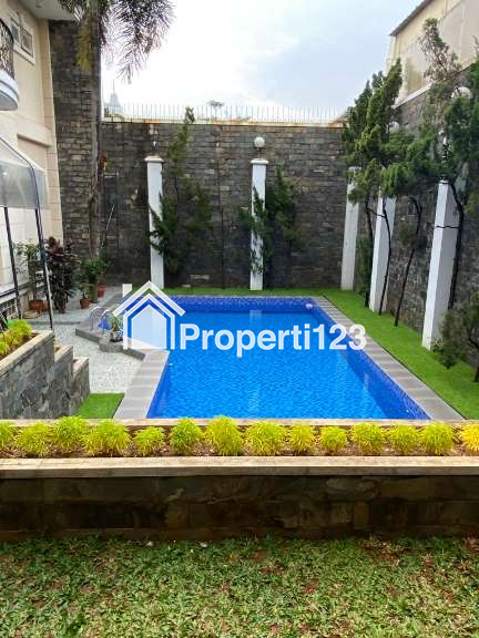 Dijual Rumah Mewah Lokasi Strategis Di Kebayoran Baru Jakarta Selatan - 3