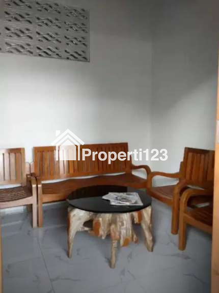 Dijual Rumah Luas Lokasi Strategis di Kupang Baru Sukomanunggal Surabaya Barat - 4