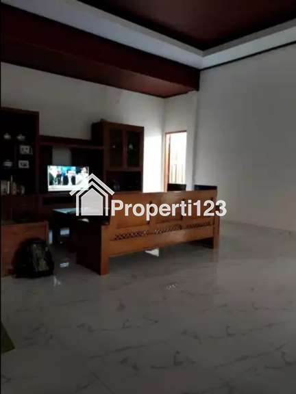 Dijual Rumah Luas Lokasi Strategis di Kupang Baru Sukomanunggal Surabaya Barat - 7