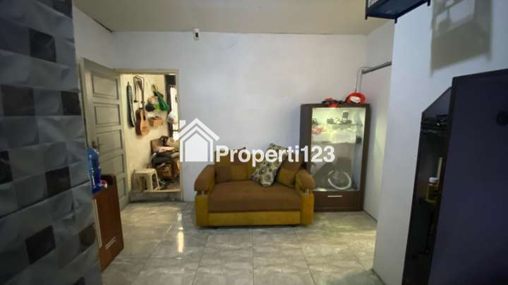 Dijual Rumah Strategis di Pusat Kota Cirebon Pinggir Jalan - 9