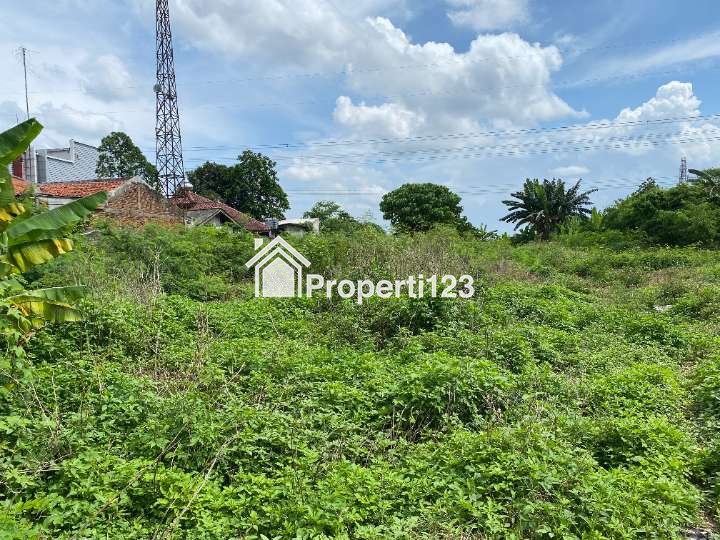 Dijual Tanah Komersial Ngantong Lokasi Strategis Samping Polsek Cikupa di Jl. Raya Serang - 2