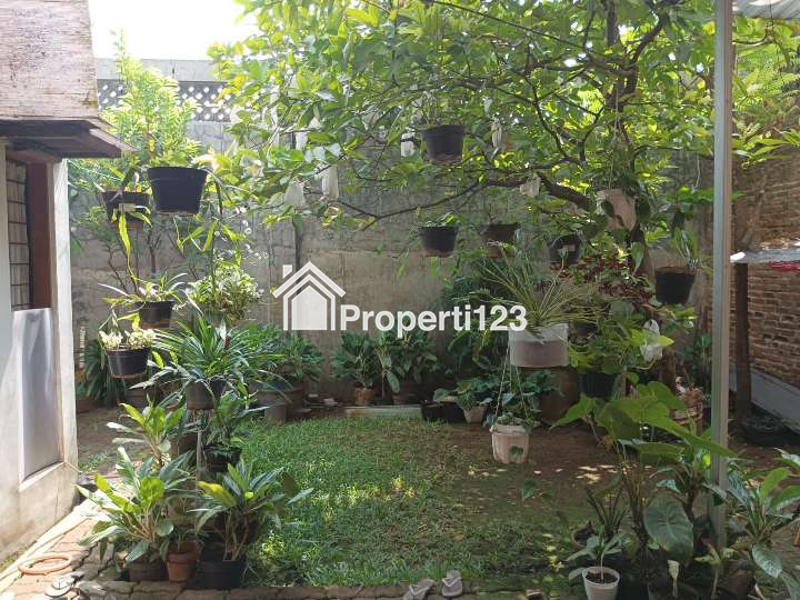 Rumah Akses Mudah Ke Jalan Raya Dijual Cepat - 5