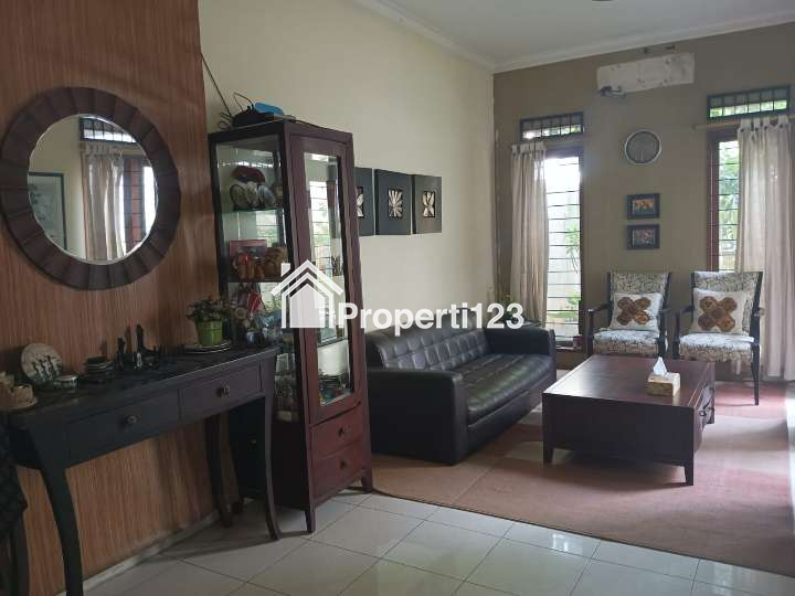 Rumah Akses Mudah Ke Jalan Raya Dijual Cepat - 2