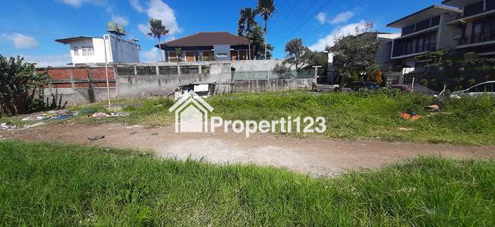 TANAH UNTUK RUMAH MEWAH KAWASAN ELITE SAYAP JALAN DR. SETIABUDI BANDUNG - 3