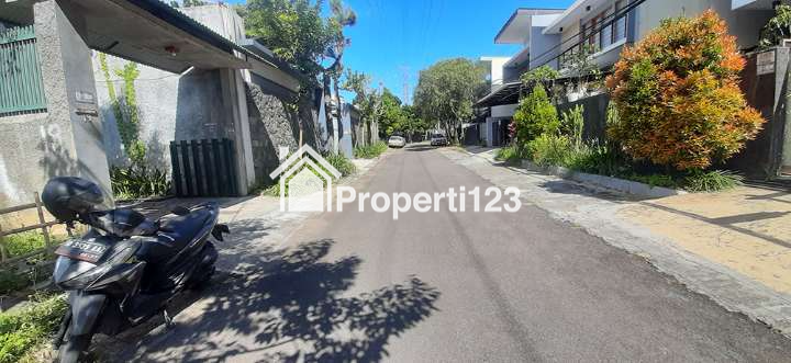 TANAH UNTUK RUMAH MEWAH KAWASAN ELITE SAYAP JALAN DR. SETIABUDI BANDUNG - 11