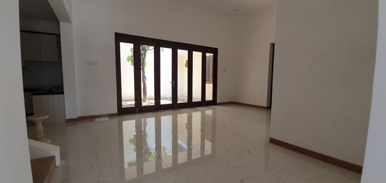 Rumah Mewah 2 Lantai Dijual Malang - 3