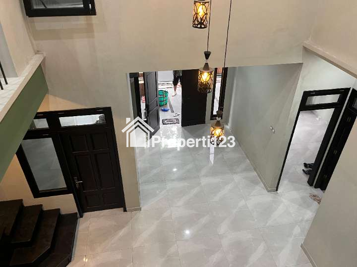 Di jual rumah baru di fajar indah solo - 2