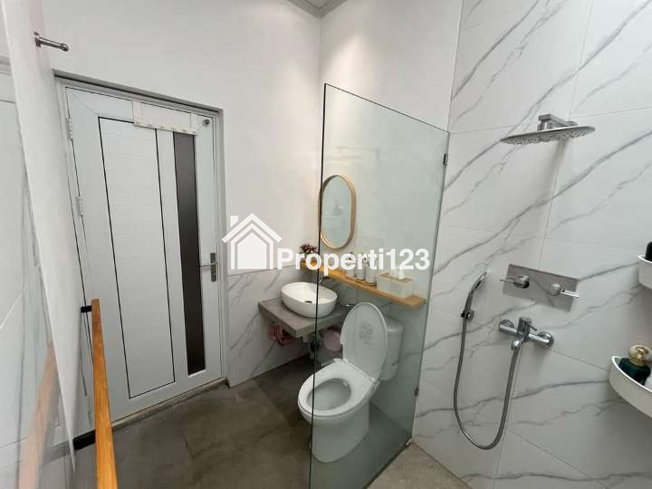 Rumah Ciamik Smart Home Semi Furnished Lokasi Perumnas Gayungan Surabaya Selatan - 8