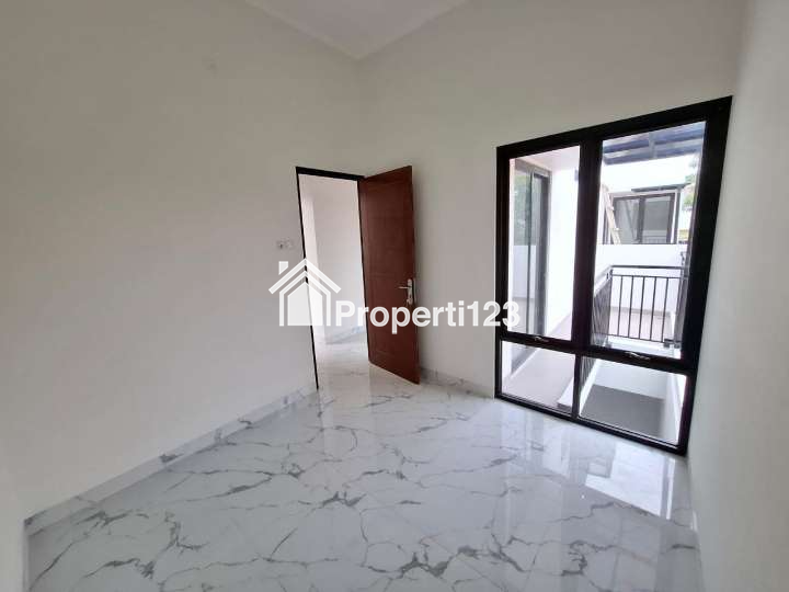 Rumah Tingkat Baru Dekat Stasiun LRT Jatimulya  WA 0852.8314.1123 - 4