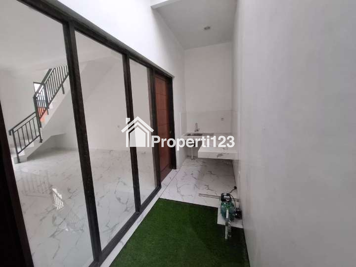 Rumah Tingkat Baru Dekat Stasiun LRT Jatimulya  WA 0852.8314.1123 - 9