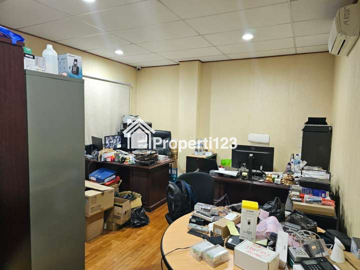 Rukan Hoek Komplek Gading Bukit Indah Kelapa Gading Jakarta Utara - 5