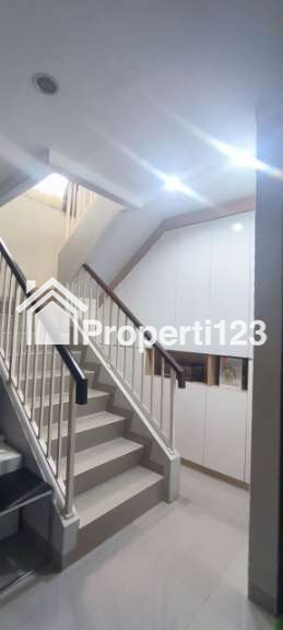 Rumah nyaman full furnished di The Villas Serpong - 7