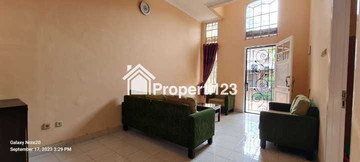 Disewakan rumah 4KT-2KM-1 gudang-LT/LB 105/150 full-furnished - 3