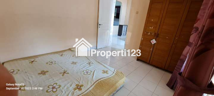 Disewakan rumah 4KT-2KM-1 gudang-LT/LB 105/150 full-furnished - 10