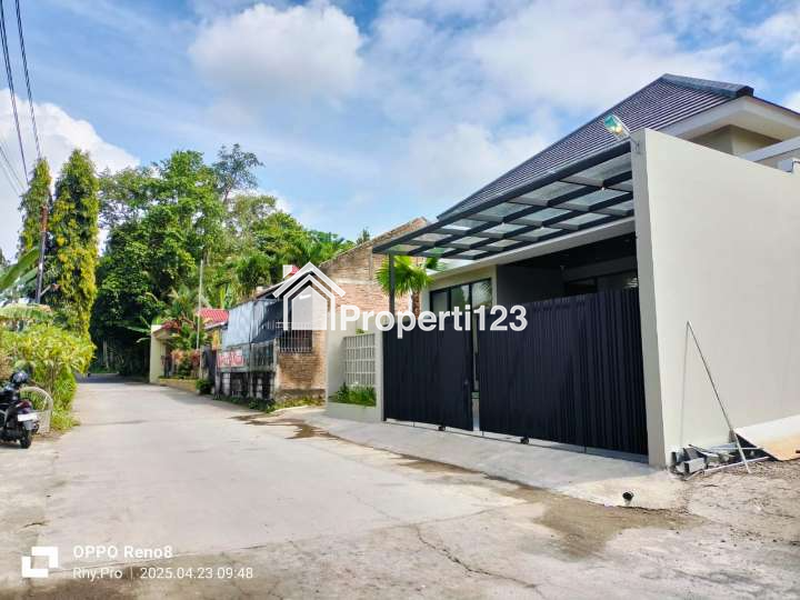 Rumah Limasan Style dekat bandara adi sucipto dan exit tol - 2