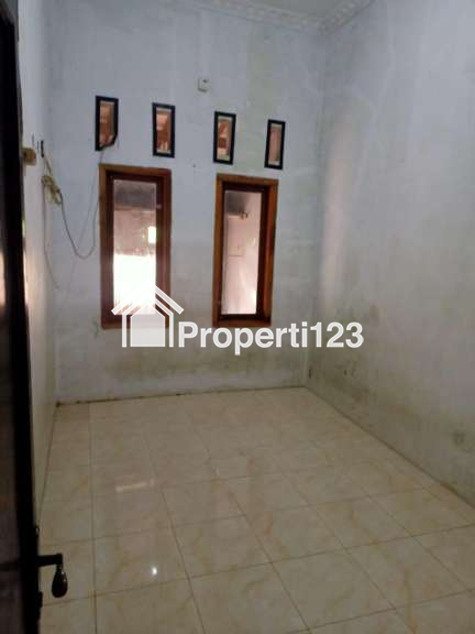 DIJUAL TANPA PERANTARA - RUMAH SIAP HUNI - 4