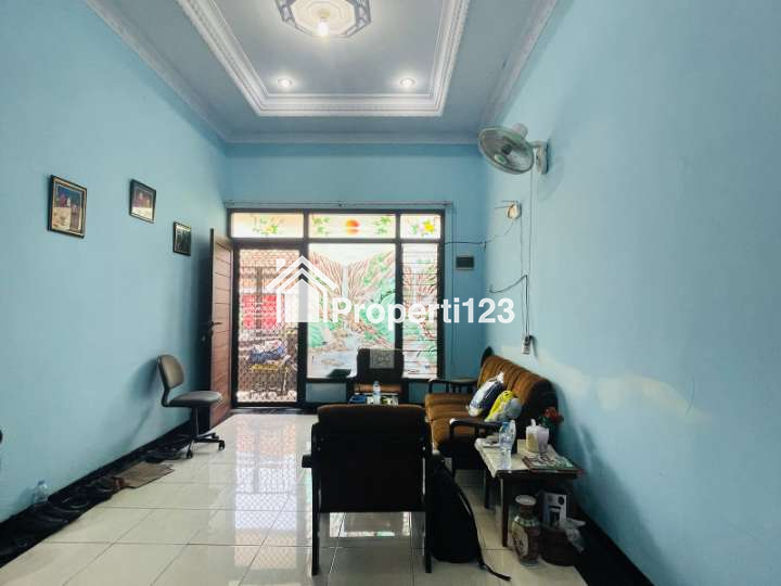 Rumah Murah Tengah Kota Siap Huni Lokasi Simo Magerejo Petemon Surabaya - 2