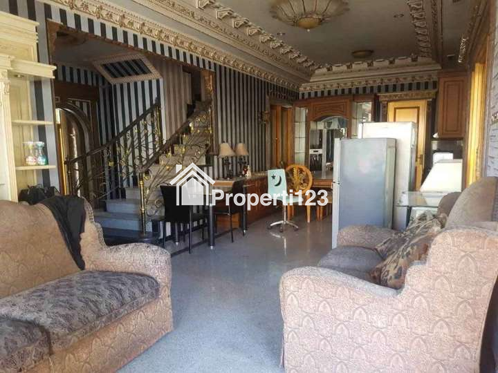 Rumah Mewah Siap Huni di Perumahan Regency 21 Jl. Arief Rahman Hakim Sukolilo Surabaya - 6