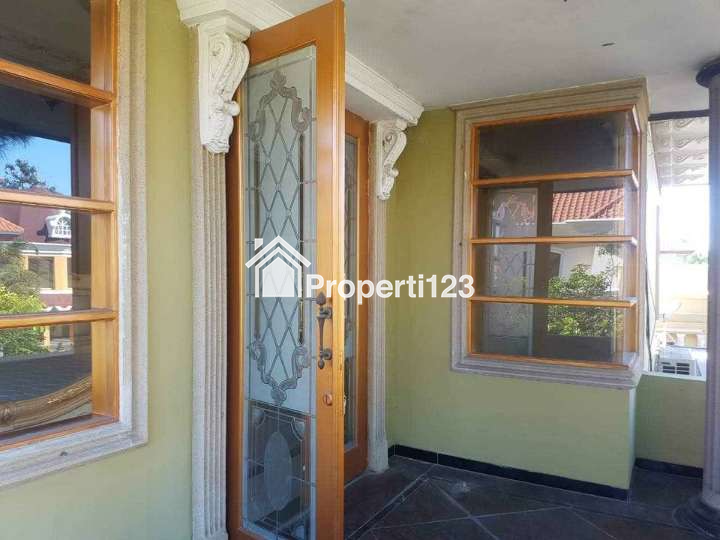 Rumah Mewah Siap Huni di Perumahan Regency 21 Jl. Arief Rahman Hakim Sukolilo Surabaya - 7