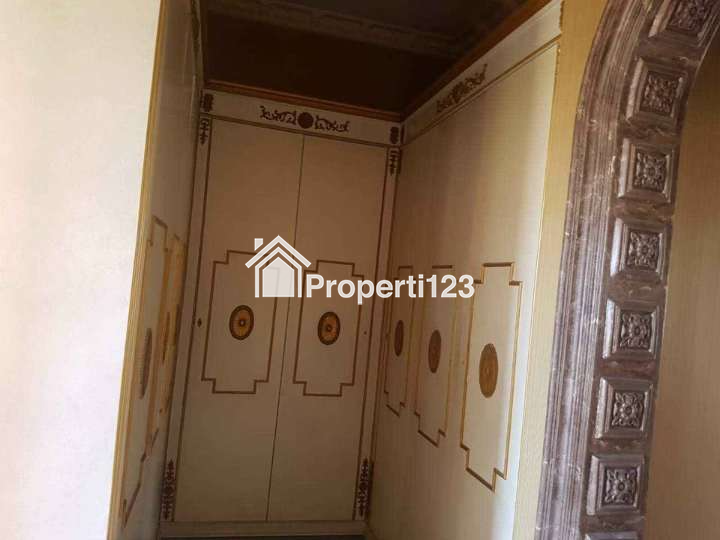 Rumah Mewah Siap Huni di Perumahan Regency 21 Jl. Arief Rahman Hakim Sukolilo Surabaya - 3