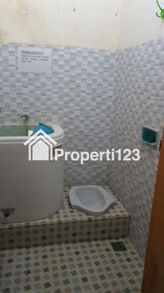 Dijual Kost 18 Kamar + Ruko Lokasi Strategis di Undaan Surabaya - 4