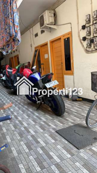 Dijual Kost 18 Kamar + Ruko Lokasi Strategis di Undaan Surabaya - 6