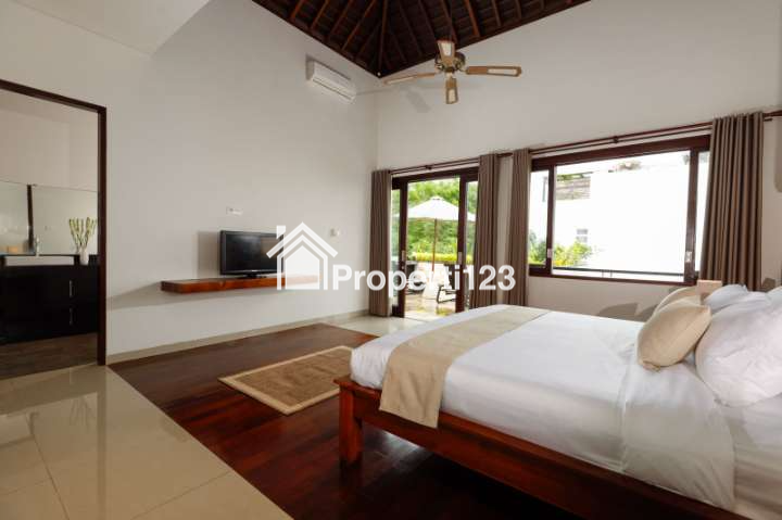 Villa With Rooftop GWK - 2