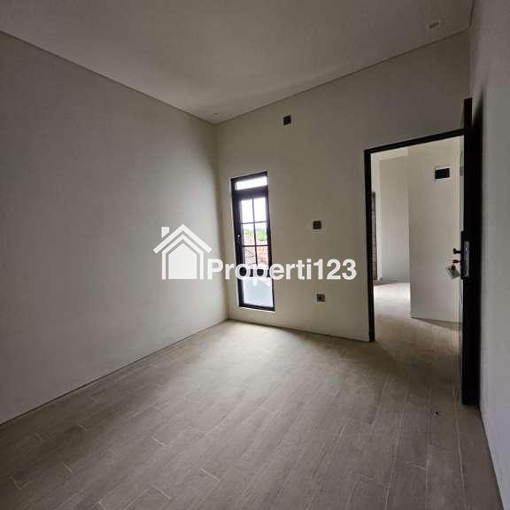 JUAL RUMAH BARU BELAKANG MALL THE PARK SAWANGAN - 6