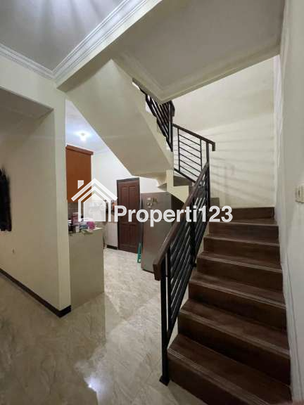 Rumah second dalam townhouse di Pasar Rebo Jaktim - 4