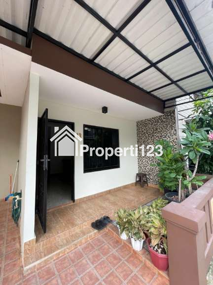 Rumah second dalam townhouse di Pasar Rebo Jaktim - 2