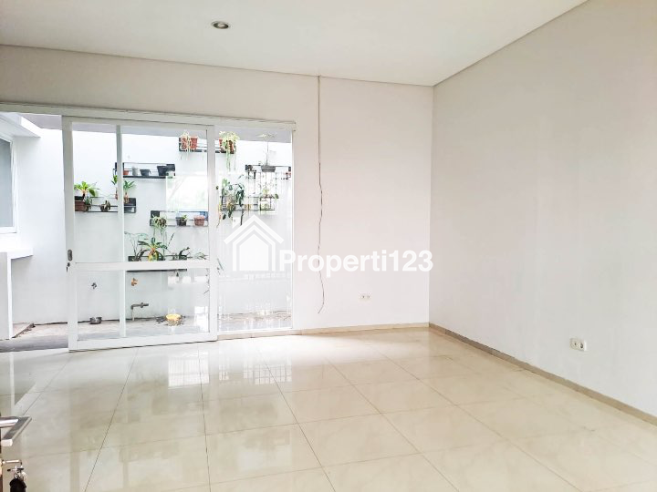 Rumah Siap Huni di Buah Batu, Bandung – 4KT, 3KM, Garasi Luas, dengan Harga Spesial - 8