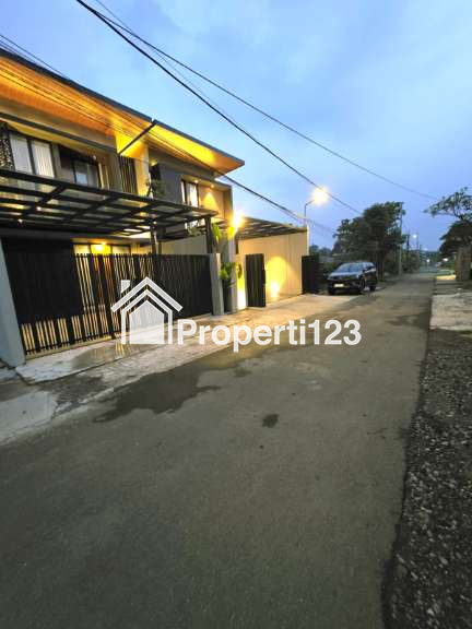 Rumah Mewah Full Furnished Dekat Stadion Maguwoharjo Yogyakarta - 10