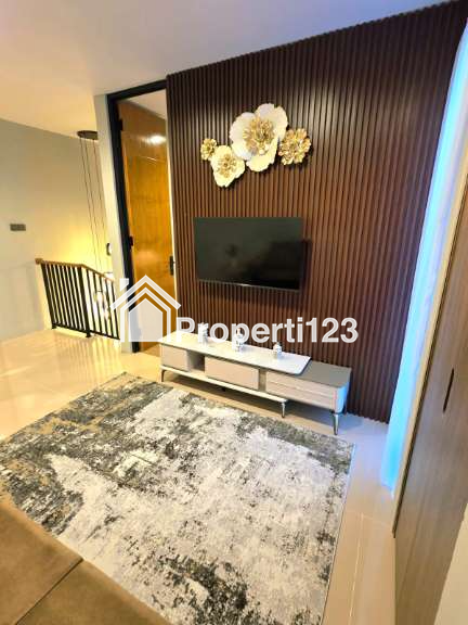 Rumah Mewah Full Furnished Dekat Stadion Maguwoharjo Yogyakarta - 3