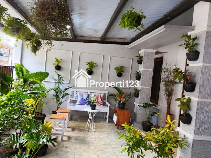 Rumah Baru Cantik Full Furnished dekat terminal Giwangan banguntapan bantul - 2