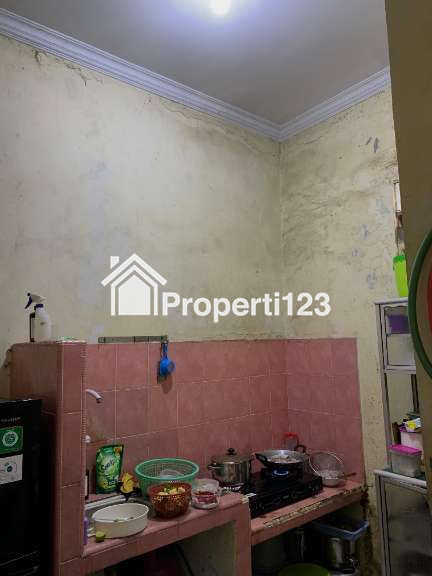 Dijual Cepat Rumah 2 Lantai Lokasi Kebon Jeruk, Jakarta Barat - 8