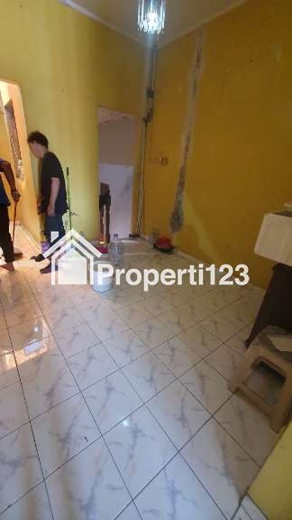 Dijual Rumah 2Lt Luas 6x15m Semi Furnished di Metland Cakung - 6