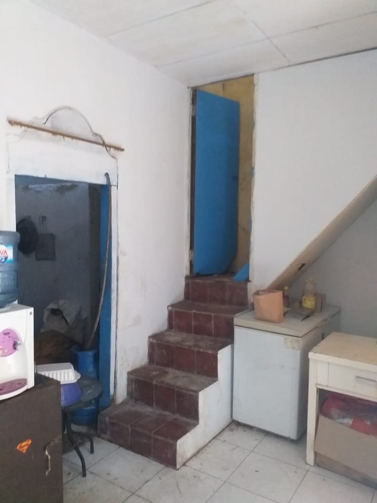 Dijual Rumah Sangat Murah Strategis Cocok untuk Usaha di Jakarta Barat perbatasan dgn Jakarta Pusat - 5