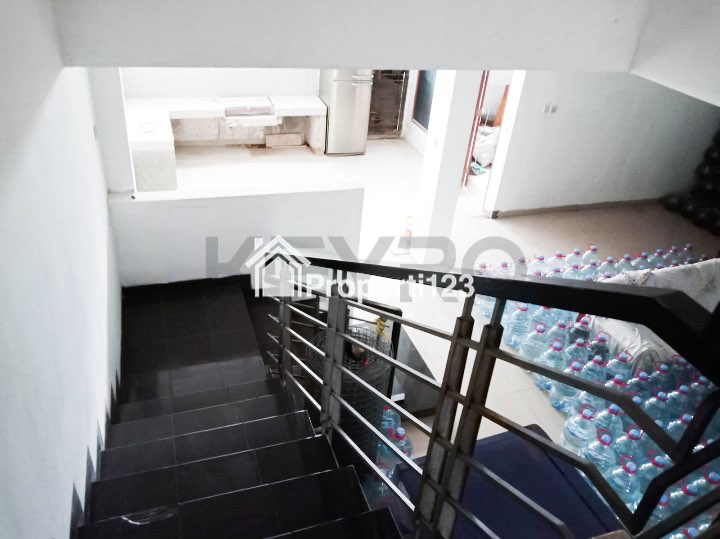 Jual Rumah 2 Lantai Kawasan Batununggal Hadap Selatan - 11