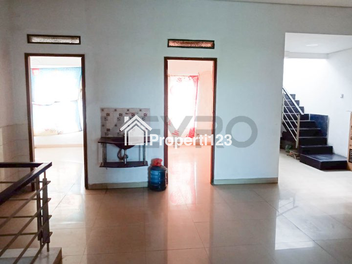 Jual Rumah 2 Lantai Kawasan Batununggal Hadap Selatan - 9