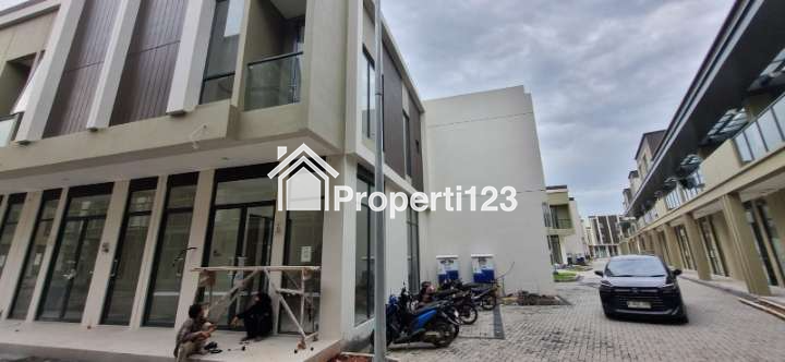 Ruko Baru Verona Junction Posisi Hook Siap Pakai Gading Serpong - 9
